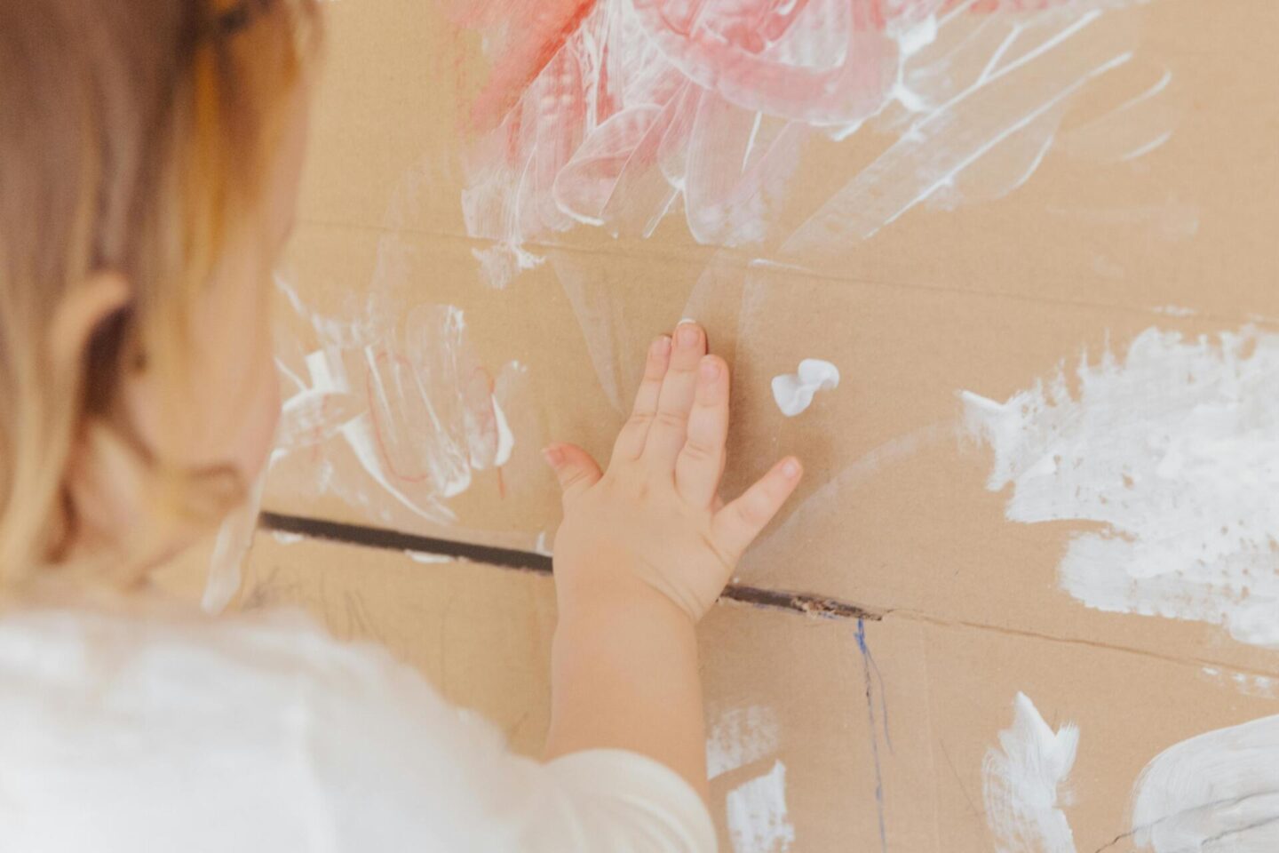 Rainy Day Fun That Keeps Toddlers Busy Without the Chaos